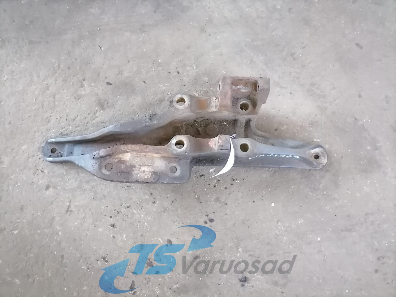 Volvo Volvo drive axle / axle mounting / airbag carrier 20428753 - المحور و قطع الغيار - شاحنة: صور 3 Volvo Volvo drive axle / axle mounting / airbag carrier 20428753 - المحور و قطع الغيار - شاحنة: صور 3