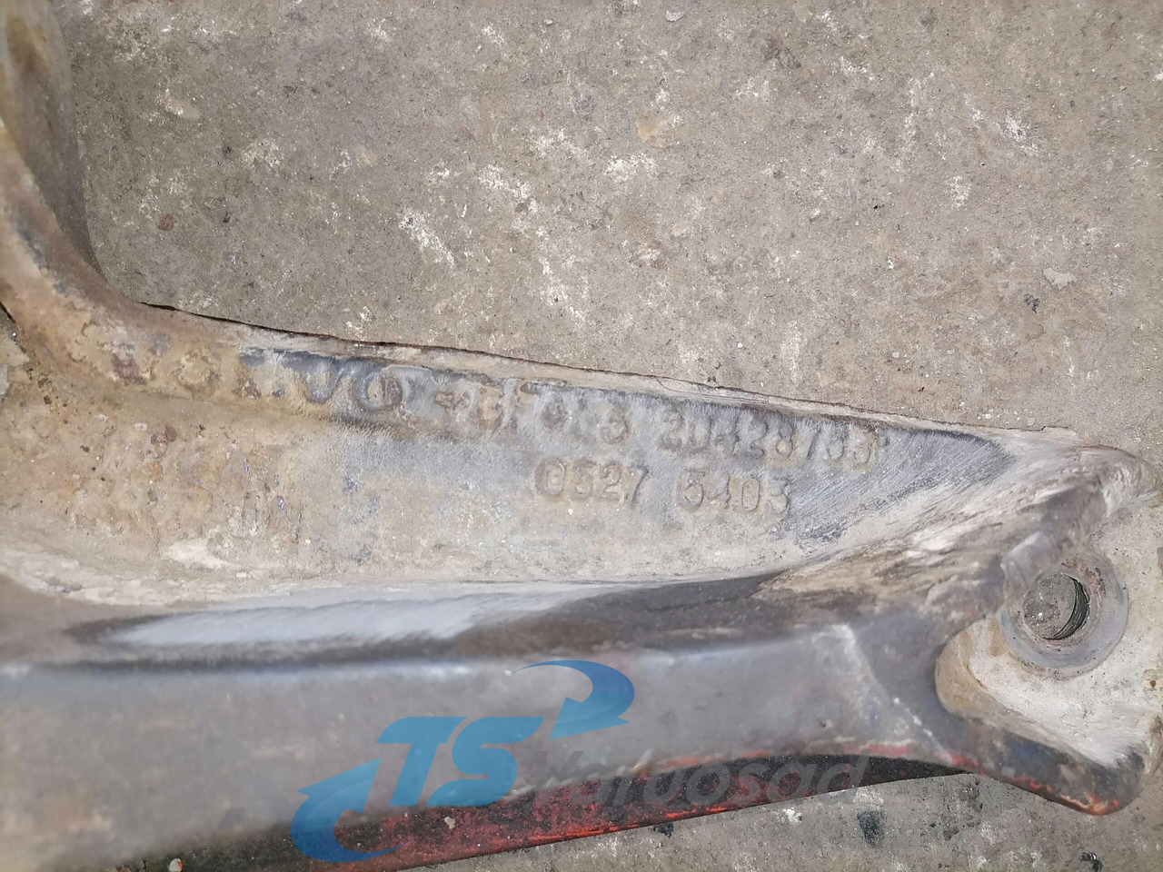 Volvo Volvo drive axle / axle mounting / airbag carrier 20428753 - المحور و قطع الغيار - شاحنة: صور 2 Volvo Volvo drive axle / axle mounting / airbag carrier 20428753 - المحور و قطع الغيار - شاحنة: صور 2