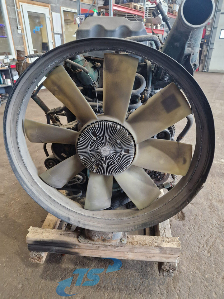 Volvo Volvo mootor D9B300 D9B300 - المحرك - شاحنة: صور 4 Volvo Volvo mootor D9B300 D9B300 - المحرك - شاحنة: صور 4