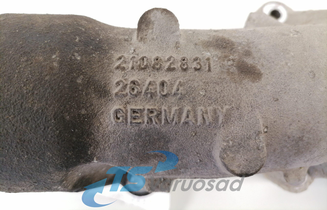 Volvo intercooler pipe 21082831 - المبرد - شاحنة: صور 4 Volvo intercooler pipe 21082831 - المبرد - شاحنة: صور 4