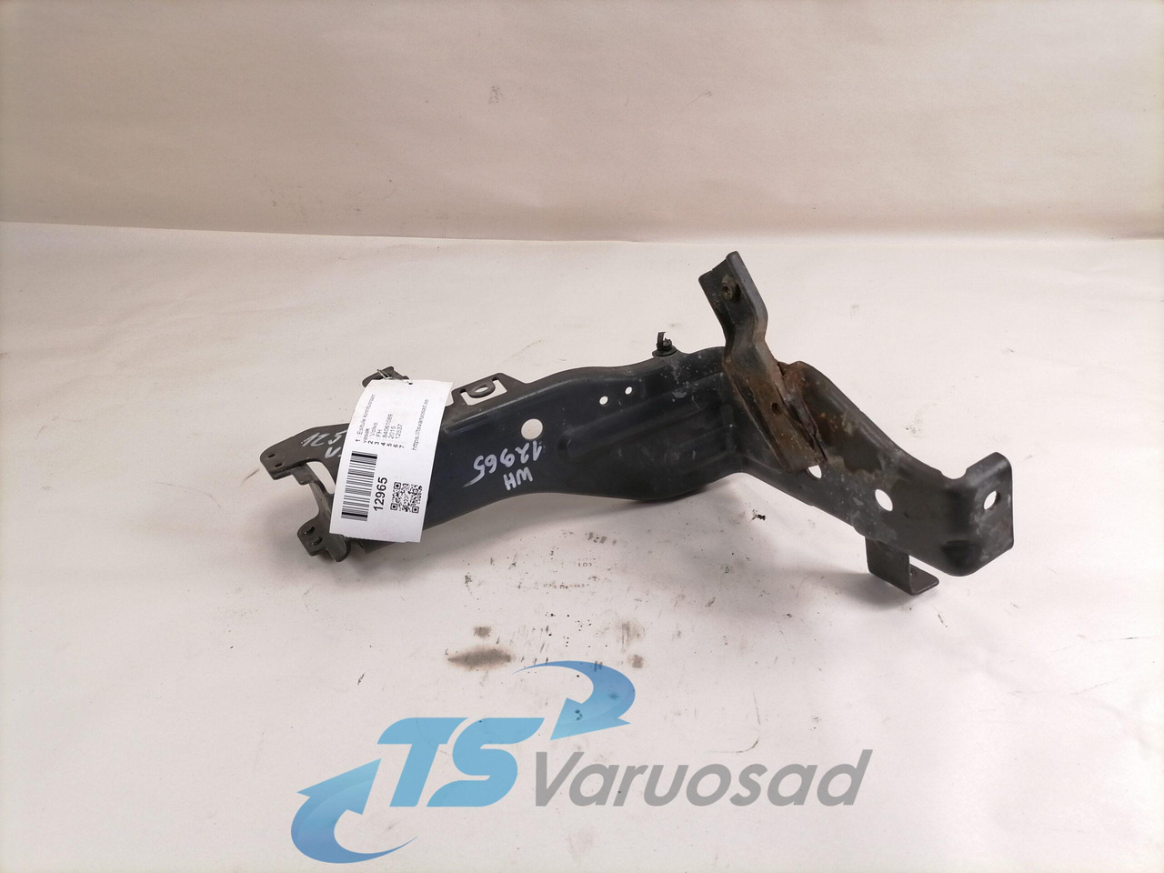 Volvo light bracket 84061089 - أضواء - شاحنة: صور 1 Volvo light bracket 84061089 - أضواء - شاحنة: صور 1