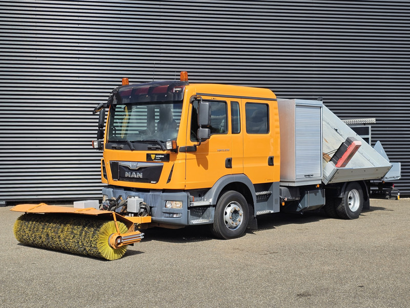 MAN TGM 15.240 BL / TIPPER / DOKA / VEEG / SWEEPER - سياره كنس شوارع: صور 1 MAN TGM 15.240 BL / TIPPER / DOKA / VEEG / SWEEPER - سياره كنس شوارع: صور 1