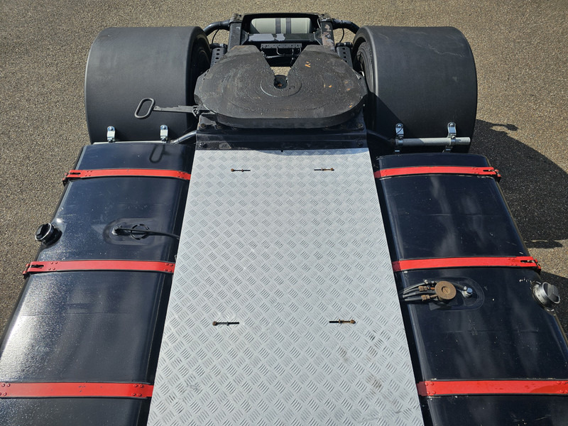 Scania R164.580 V8 / MANUAL / RETARDER / TOPLINE - شاحنة جرار: صور 4 Scania R164.580 V8 / MANUAL / RETARDER / TOPLINE - شاحنة جرار: صور 4