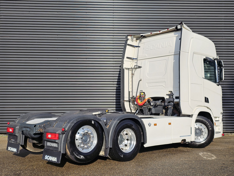 Scania R580 V8 6X2 / FULL AIR / RETARDER - شاحنة جرار: صور 3 Scania R580 V8 6X2 / FULL AIR / RETARDER - شاحنة جرار: صور 3