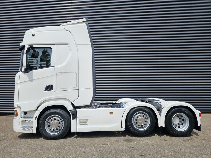 Scania Scania S460 !!NEW!! / 6x2/4 / RETARDER / FULL AIR / 2X PTO - شاحنة جرار: صور 5 Scania Scania S460 !!NEW!! / 6x2/4 / RETARDER / FULL AIR / 2X PTO - شاحنة جرار: صور 5