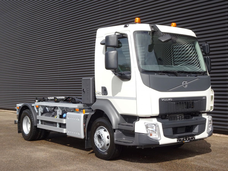 Volvo FL 240 NEW / 4X2 / HAAKARM / AMPIROLLE - شاحنة ذات الخطاف: صور 3 Volvo FL 240 NEW / 4X2 / HAAKARM / AMPIROLLE - شاحنة ذات الخطاف: صور 3
