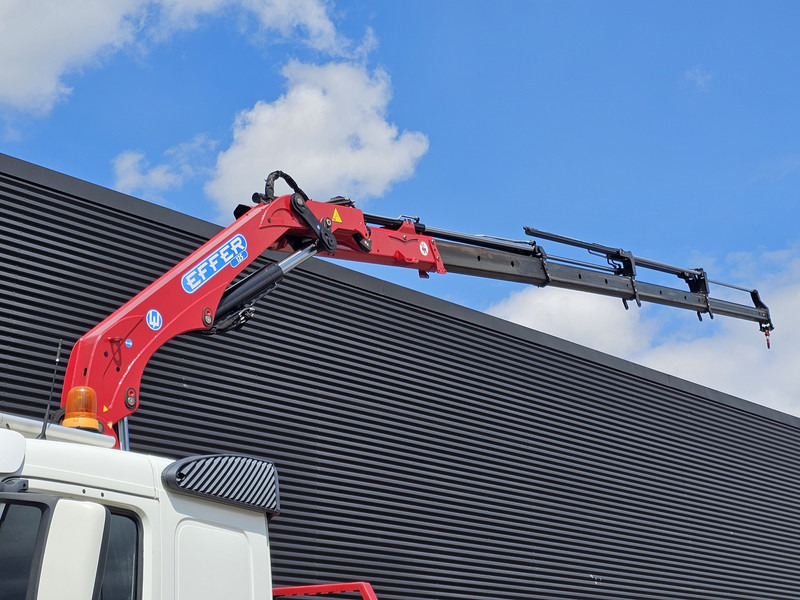 Volvo FM 330 4x2 / EFFER 12.5 t/m CRANE / KRAN - شاحنة كرين: صور 2 Volvo FM 330 4x2 / EFFER 12.5 t/m CRANE / KRAN - شاحنة كرين: صور 2