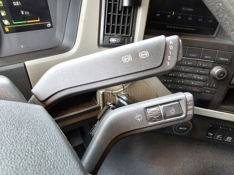 شاحنات مسطحة, شاحنة كرين Volvo FM500 / 6x2 / HMF 32TM / KRAN / CRANE: صور 18 شاحنات مسطحة, شاحنة كرين Volvo FM500 / 6x2 / HMF 32TM / KRAN / CRANE: صور 18