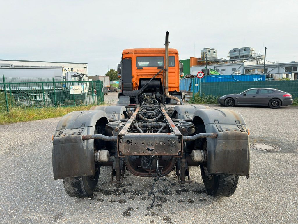 MAN 26.310 6x2 Fahrgestell Lift & Lenkachse MAN 26.310 6x2 Fahrgestell Lift & Lenkachse - الشاسيه شاحنة: صور 5 MAN 26.310 6x2 Fahrgestell Lift & Lenkachse MAN 26.310 6x2 Fahrgestell Lift & Lenkachse - الشاسيه شاحنة: صور 5