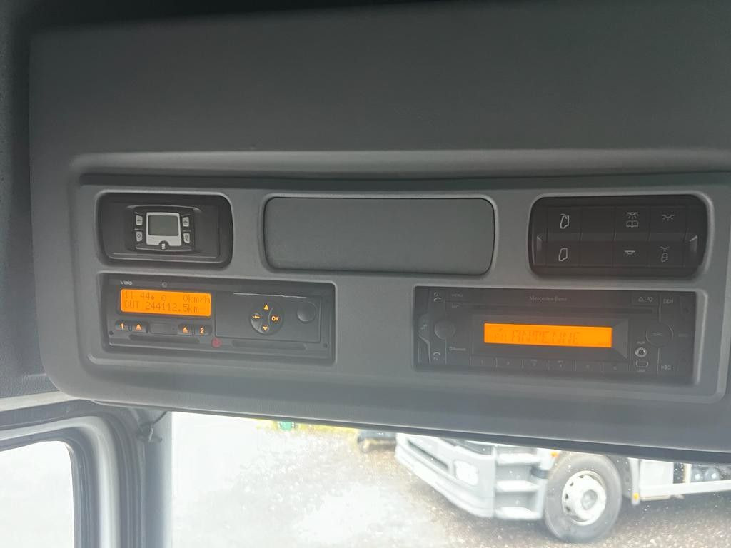 Mercedes-Benz 1324 4X2 Koffer Plane 6 to. Hebebühne Mercedes-Benz 1324 4X2 Koffer Plane 6 to. Hebebühne - شاحنة ستارة: صور 5 Mercedes-Benz 1324 4X2 Koffer Plane 6 to. Hebebühne Mercedes-Benz 1324 4X2 Koffer Plane 6 to. Hebebühne - شاحنة ستارة: صور 5