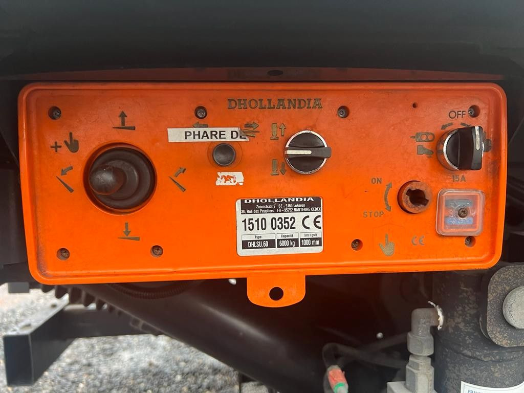 Mercedes-Benz 1324 4X2 Koffer Plane 6 to. Hebebühne  إيجار Mercedes-Benz 1324 4X2 Koffer Plane 6 to. Hebebühne: صور 12
