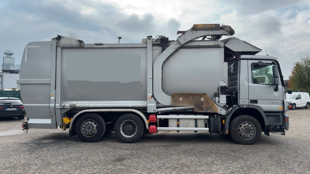 Mercedes-Benz 2536 6x2 Überkopflader - شاحنة القمامة: صور 5 Mercedes-Benz 2536 6x2 Überkopflader - شاحنة القمامة: صور 5
