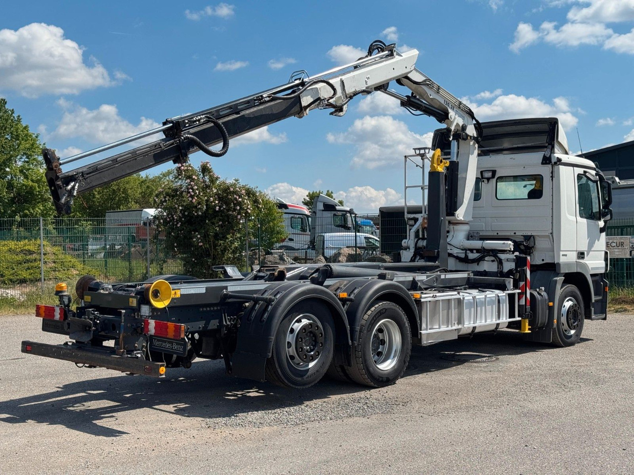 Mercedes-Benz 2541 6x2 ARK Meiller 20.65 | ATLA 120.2E mit 5&6 - شاحنة كرين: صور 1 Mercedes-Benz 2541 6x2 ARK Meiller 20.65 | ATLA 120.2E mit 5&6 - شاحنة كرين: صور 1