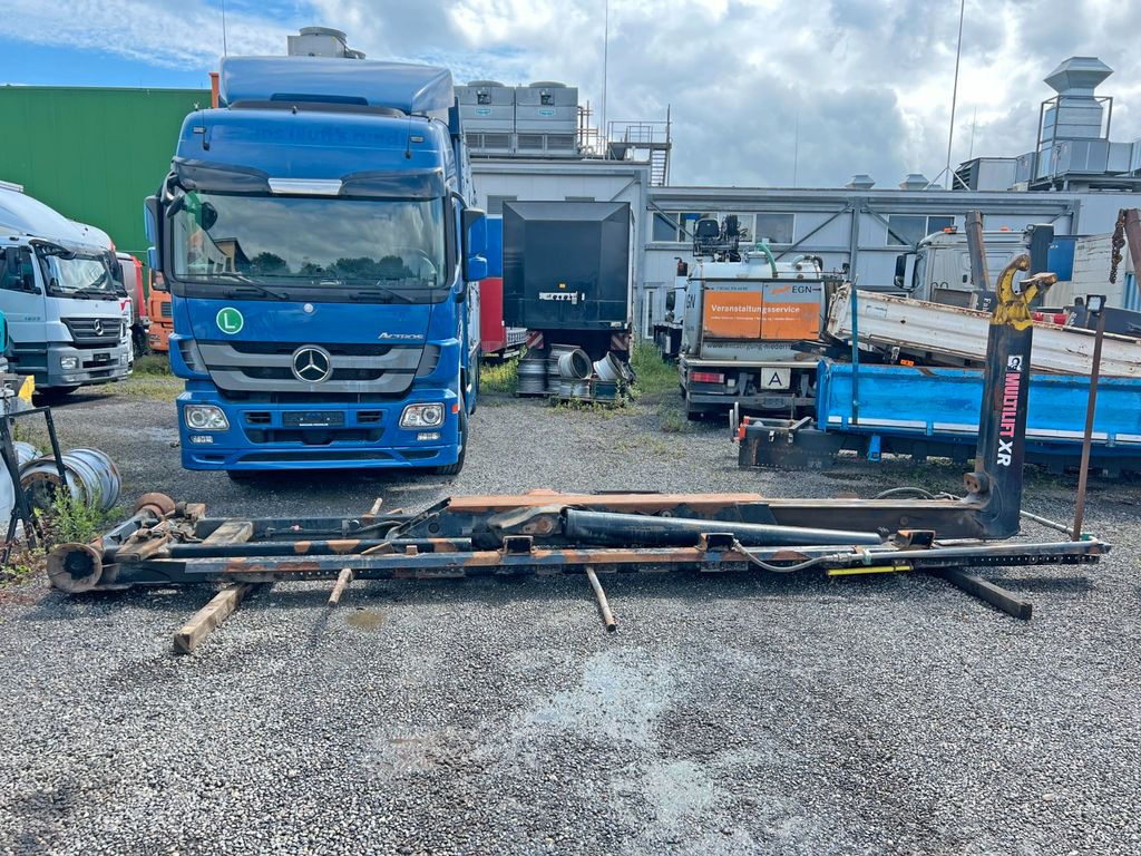 Multilift XR 21 Abrollkipperaufbau 3 Achser Multilift XR 21 Abrollkipperaufbau 3 Achser - شاحنة ذات الخطاف: صور 1 Multilift XR 21 Abrollkipperaufbau 3 Achser Multilift XR 21 Abrollkipperaufbau 3 Achser - شاحنة ذات الخطاف: صور 1