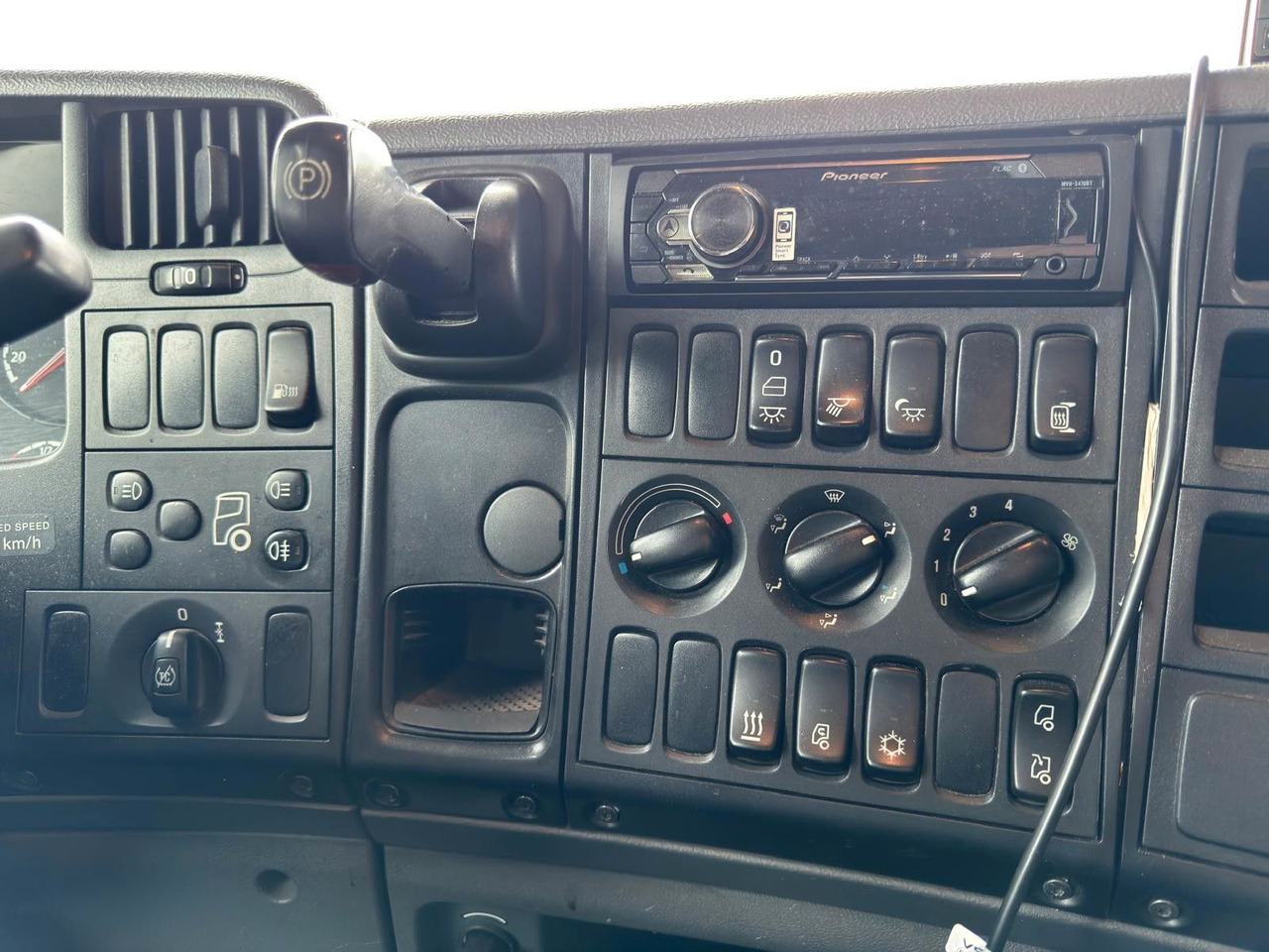 شاحنة جرار Scania G 400 Retarder & Kipphydraulik: صور 16