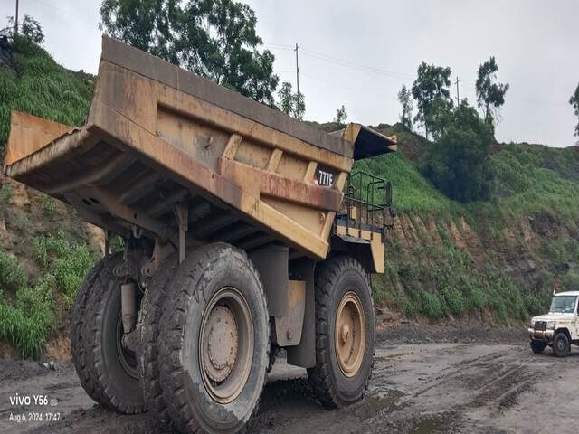 CAT 777E - شاحنة قلابة للمحاجر: صور 3 CAT 777E - شاحنة قلابة للمحاجر: صور 3