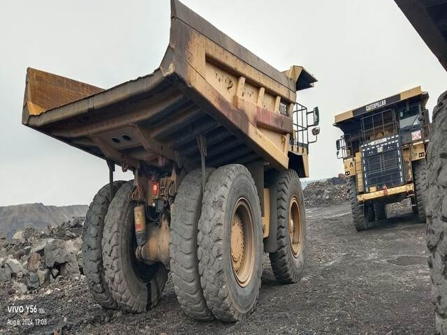 CAT 777E - شاحنة قلابة للمحاجر: صور 3 CAT 777E - شاحنة قلابة للمحاجر: صور 3