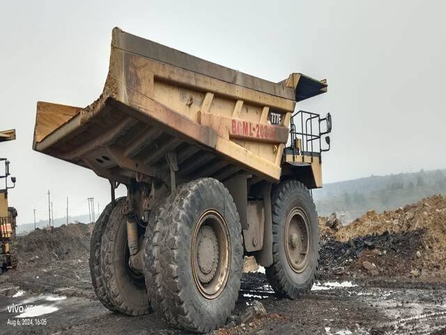 CAT 777E - شاحنة قلابة للمحاجر: صور 3 CAT 777E - شاحنة قلابة للمحاجر: صور 3