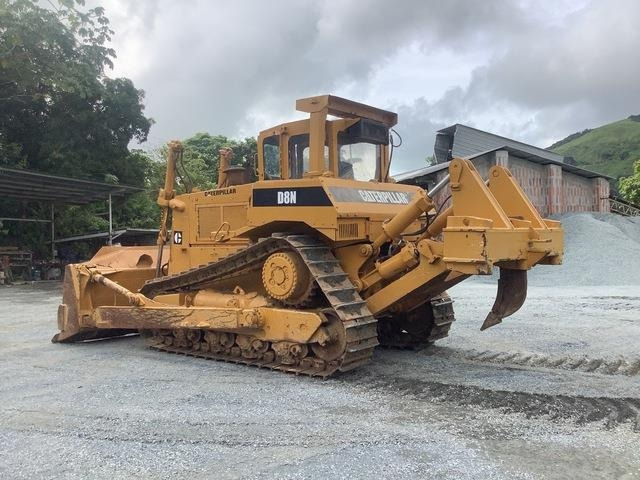 CAT D8N - بلدوزر: صور 2 CAT D8N - بلدوزر: صور 2
