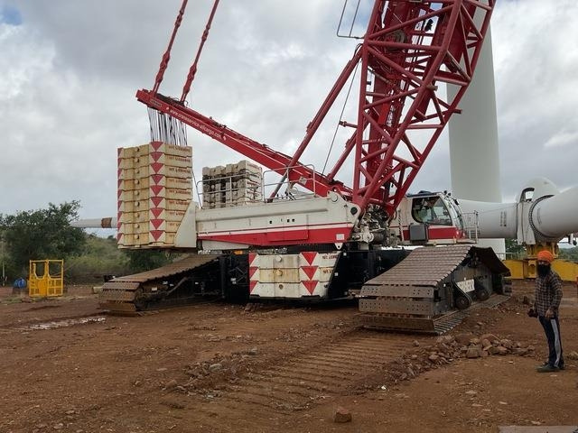 Liebherr LR1600/2 - رافعة مجنزرة: صور 4 Liebherr LR1600/2 - رافعة مجنزرة: صور 4