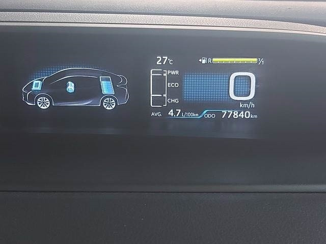 Toyota Prius Hybrid - سيارة: صور 5 Toyota Prius Hybrid - سيارة: صور 5