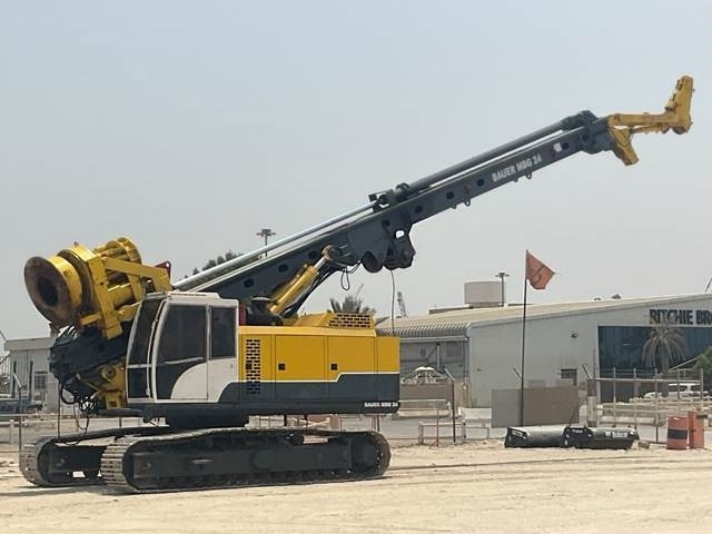 Bauer MBG24 - آلة حفر: صور 1 Bauer MBG24 - آلة حفر: صور 1
