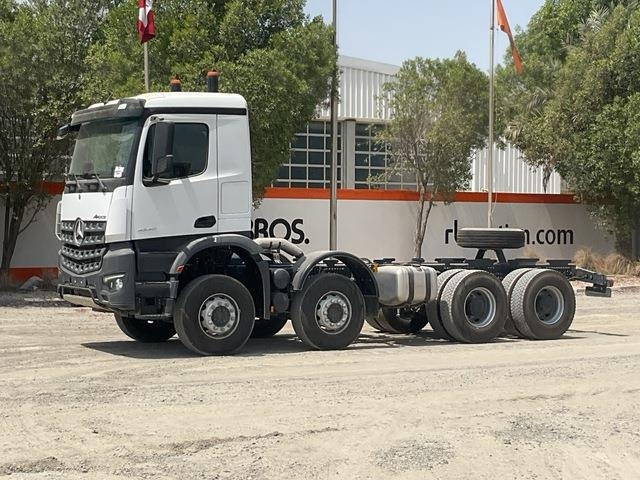 Mercedes-Benz Arocs 4240 - الشاسيه شاحنة: صور 1 Mercedes-Benz Arocs 4240 - الشاسيه شاحنة: صور 1