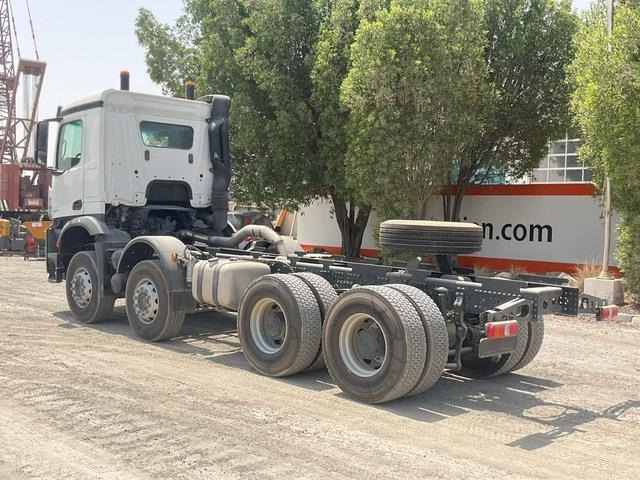 Mercedes-Benz Arocs 4240 - الشاسيه شاحنة: صور 2 Mercedes-Benz Arocs 4240 - الشاسيه شاحنة: صور 2