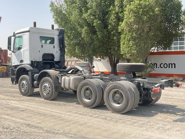 Mercedes-Benz Arocs 4240 - الشاسيه شاحنة: صور 2 Mercedes-Benz Arocs 4240 - الشاسيه شاحنة: صور 2