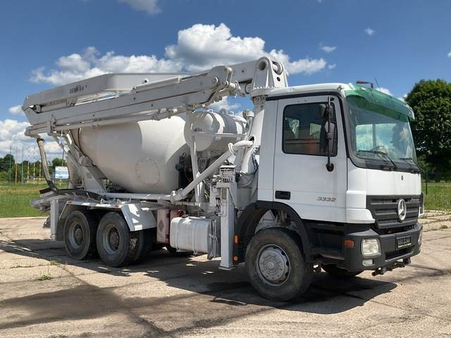 Mercedes-Benz Actros 3332 - خلاطة مع مضخة: صور 4 Mercedes-Benz Actros 3332 - خلاطة مع مضخة: صور 4