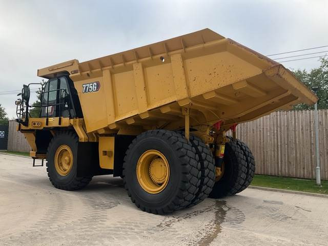 CAT 775G - شاحنة قلابة للمحاجر: صور 2 CAT 775G - شاحنة قلابة للمحاجر: صور 2