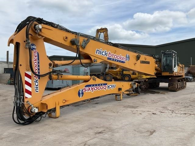 Liebherr R954C HDV - هدم: صور 1 Liebherr R954C HDV - هدم: صور 1