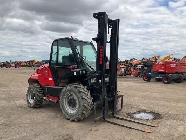 Manitou M30-4 - شاحنات الطرق الوعرة: صور 4 Manitou M30-4 - شاحنات الطرق الوعرة: صور 4