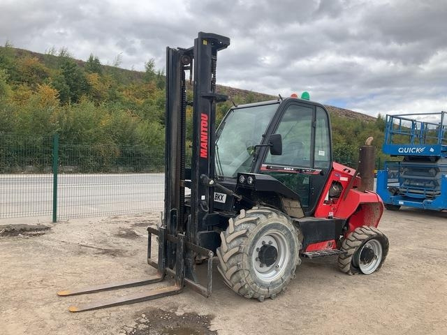 Manitou M30-4 - شاحنات الطرق الوعرة: صور 1 Manitou M30-4 - شاحنات الطرق الوعرة: صور 1
