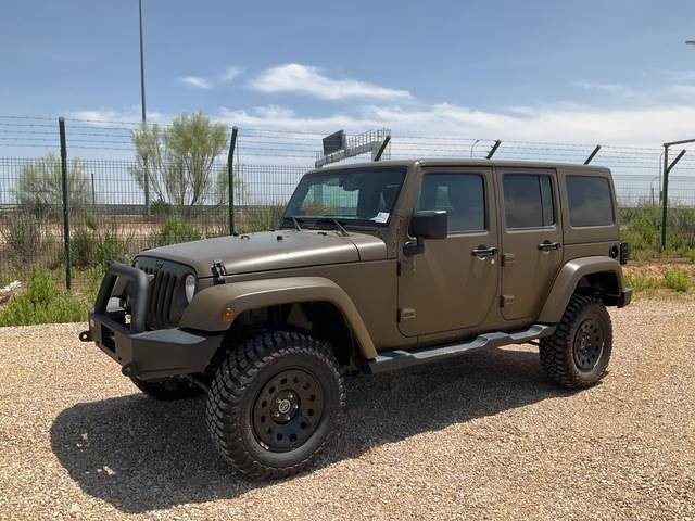 Jeep Wrangler JK Command - سيارة: صور 1 Jeep Wrangler JK Command - سيارة: صور 1