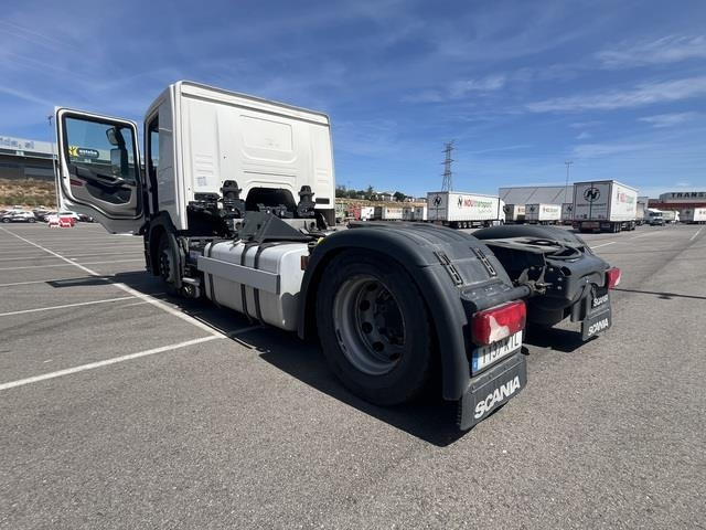 Scania P410 - شاحنة جرار: صور 2 Scania P410 - شاحنة جرار: صور 2