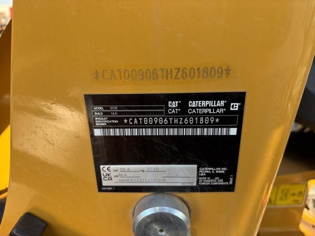 CAT 906 - اللودر بعجل: صور 5 CAT 906 - اللودر بعجل: صور 5