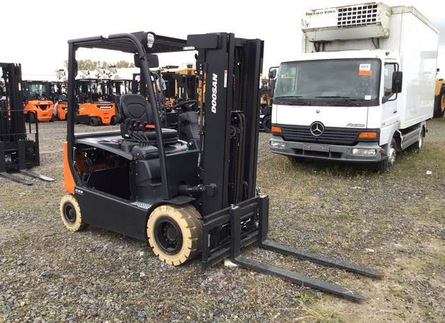 Doosan B25X-7 PLUS - رافعة شوكية كهربائية: صور 4 Doosan B25X-7 PLUS - رافعة شوكية كهربائية: صور 4