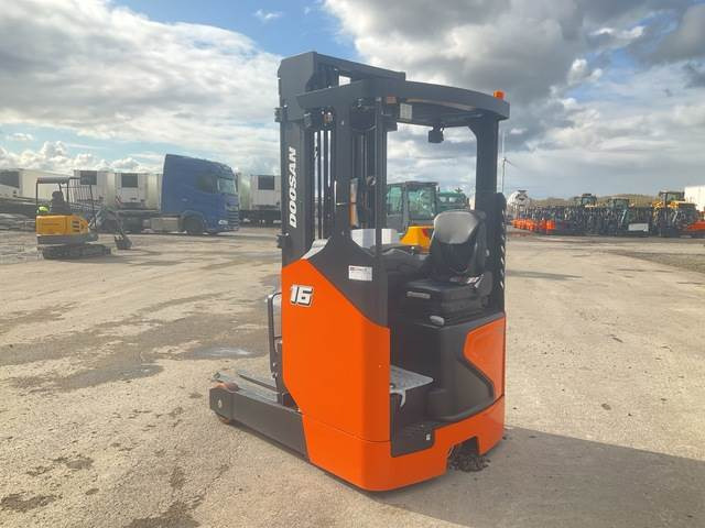 Doosan BR16JW-9 - شاحنة مناولة: صور 2 Doosan BR16JW-9 - شاحنة مناولة: صور 2
