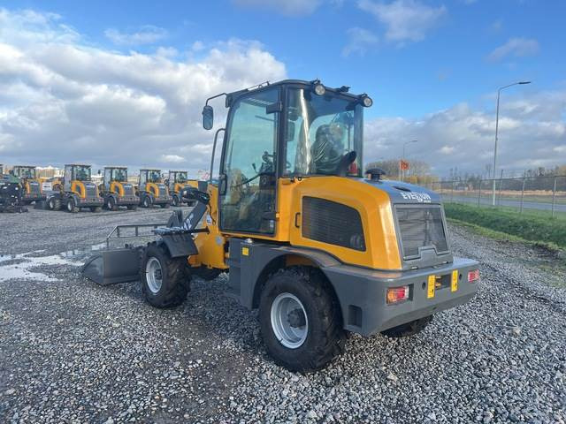 Everun ER412 Pro - اللودر بعجل: صور 2 Everun ER412 Pro - اللودر بعجل: صور 2