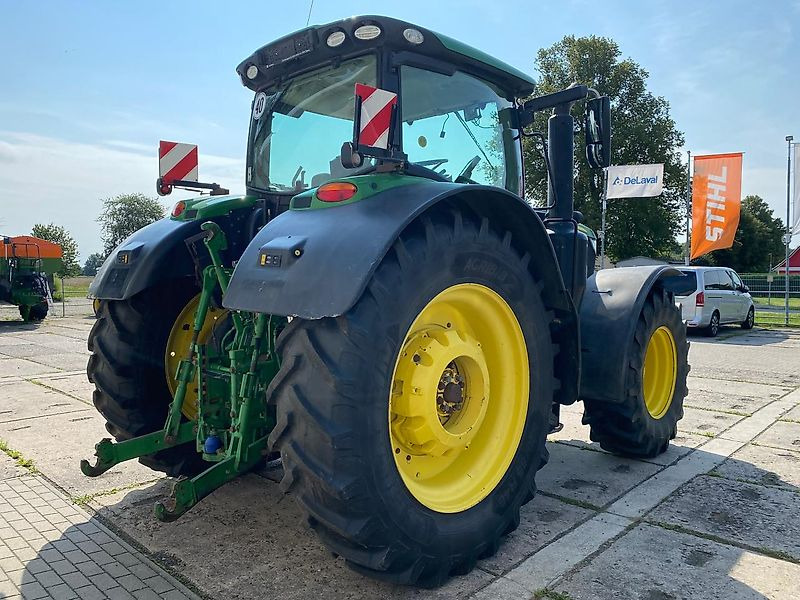 John Deere 6215R AutoPowr 50km/h - جرار: صور 3 John Deere 6215R AutoPowr 50km/h - جرار: صور 3