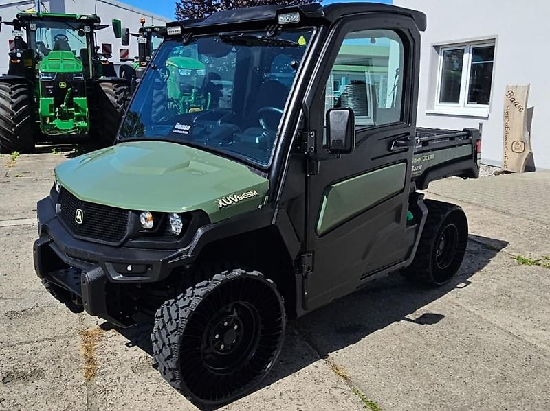 John Deere Gator XUV 865M - جرار: صور 1 John Deere Gator XUV 865M - جرار: صور 1