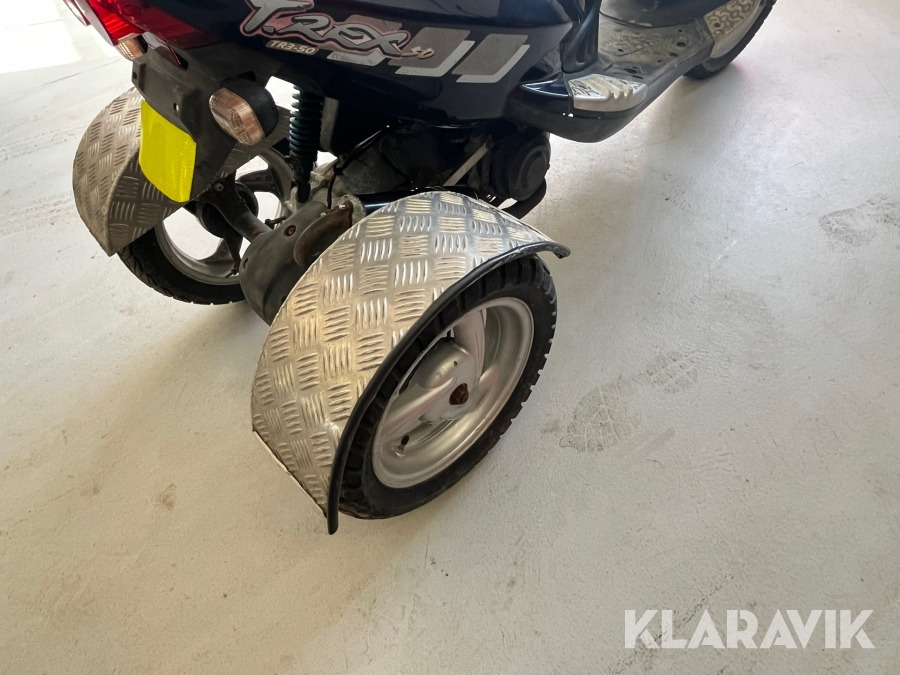 دراجة بخارية 3 hjulet knallert PGO TR3-50: صور 7