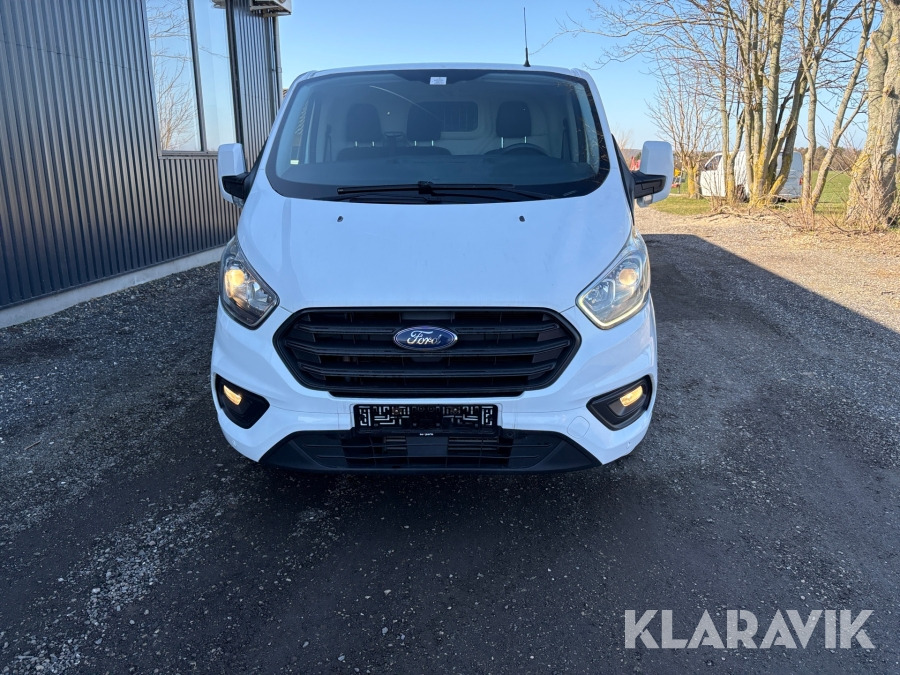 Van Ford Transit custom - الشاحنات الصغيرة: صور 2 Van Ford Transit custom - الشاحنات الصغيرة: صور 2