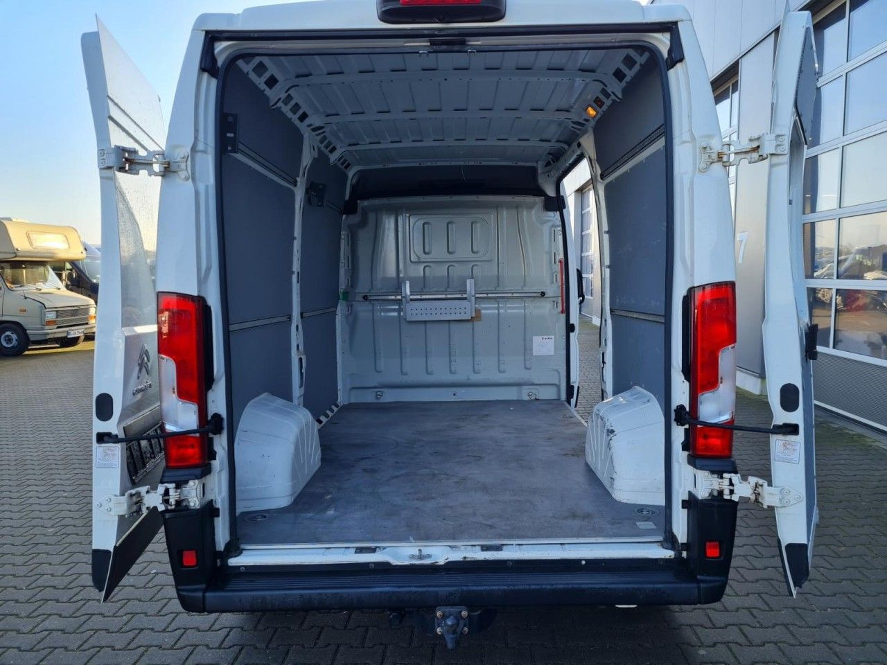 Citroën Jumper 33 Kasten L2H2 AHK KLIMA KAMERA TEMPOMAT - فان المدمجة: صور 5 Citroën Jumper 33 Kasten L2H2 AHK KLIMA KAMERA TEMPOMAT - فان المدمجة: صور 5