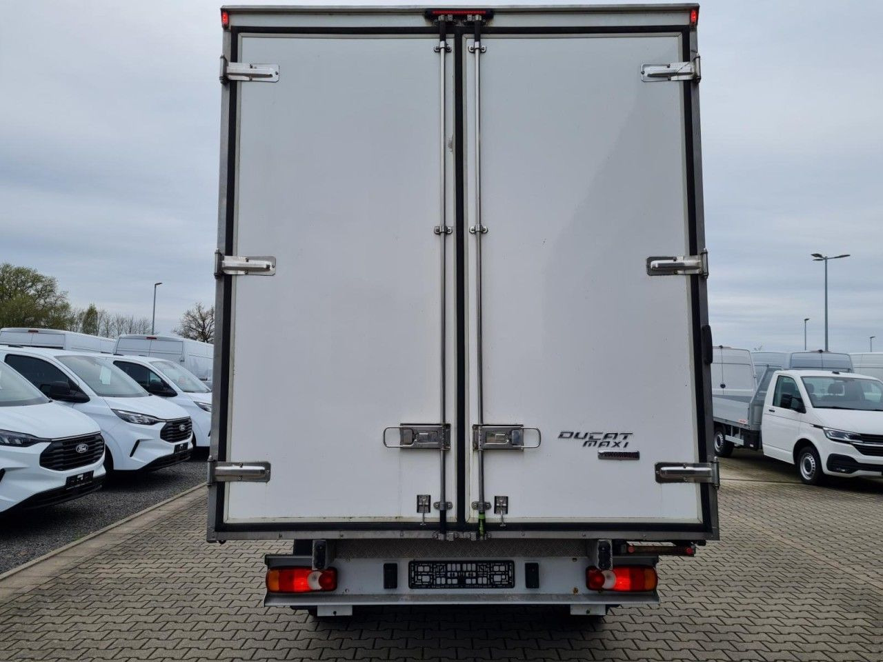 Fiat Ducato 35 Koffer 150 maxi Multijet Klima - الشاحنات الصغيرة صندوق مغلق: صور 5 Fiat Ducato 35 Koffer 150 maxi Multijet Klima - الشاحنات الصغيرة صندوق مغلق: صور 5