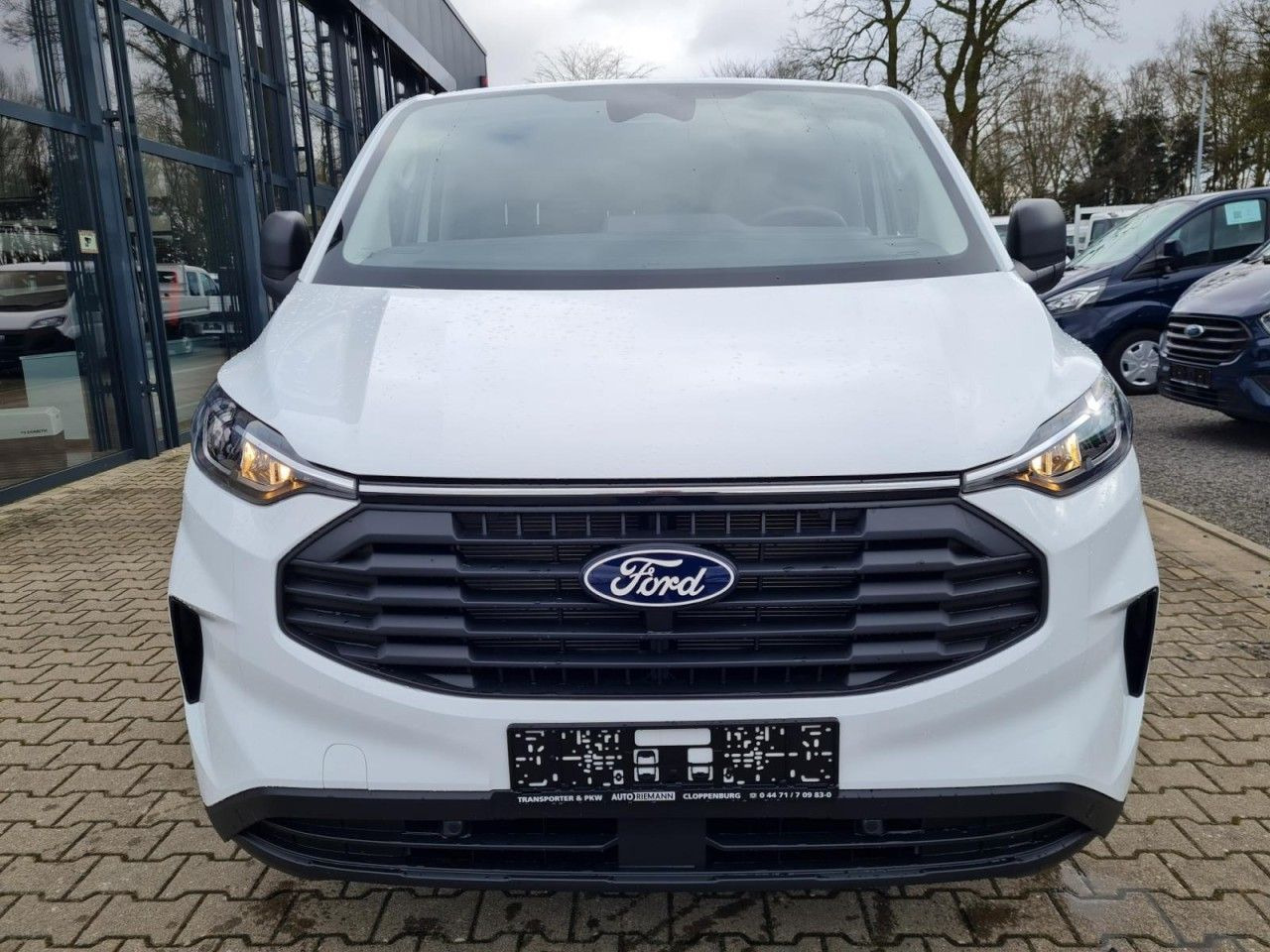 Ford Custom Kasten 320 L2 Trend KLIMA KAMERA TEMPOMAT - فان المدمجة: صور 2 Ford Custom Kasten 320 L2 Trend KLIMA KAMERA TEMPOMAT - فان المدمجة: صور 2