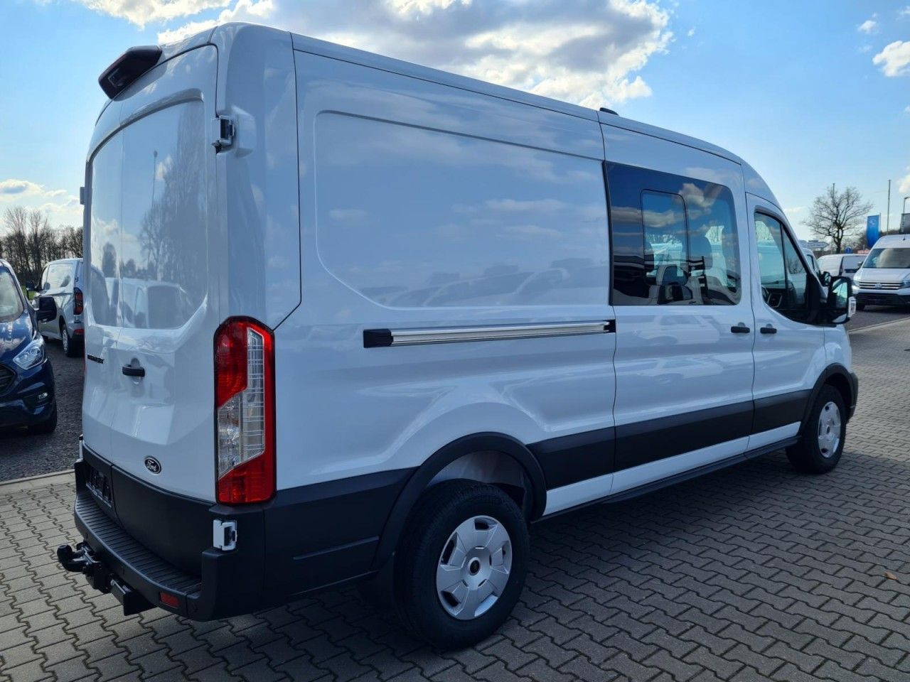 Ford Transit 35 Kasten Doka TDCi Mixto Trend AHK KAME - فان, الشاحنات الصغيرة كابينة مزدوجة: صور 4 Ford Transit 35 Kasten Doka TDCi Mixto Trend AHK KAME - فان, الشاحنات الصغيرة كابينة مزدوجة: صور 4