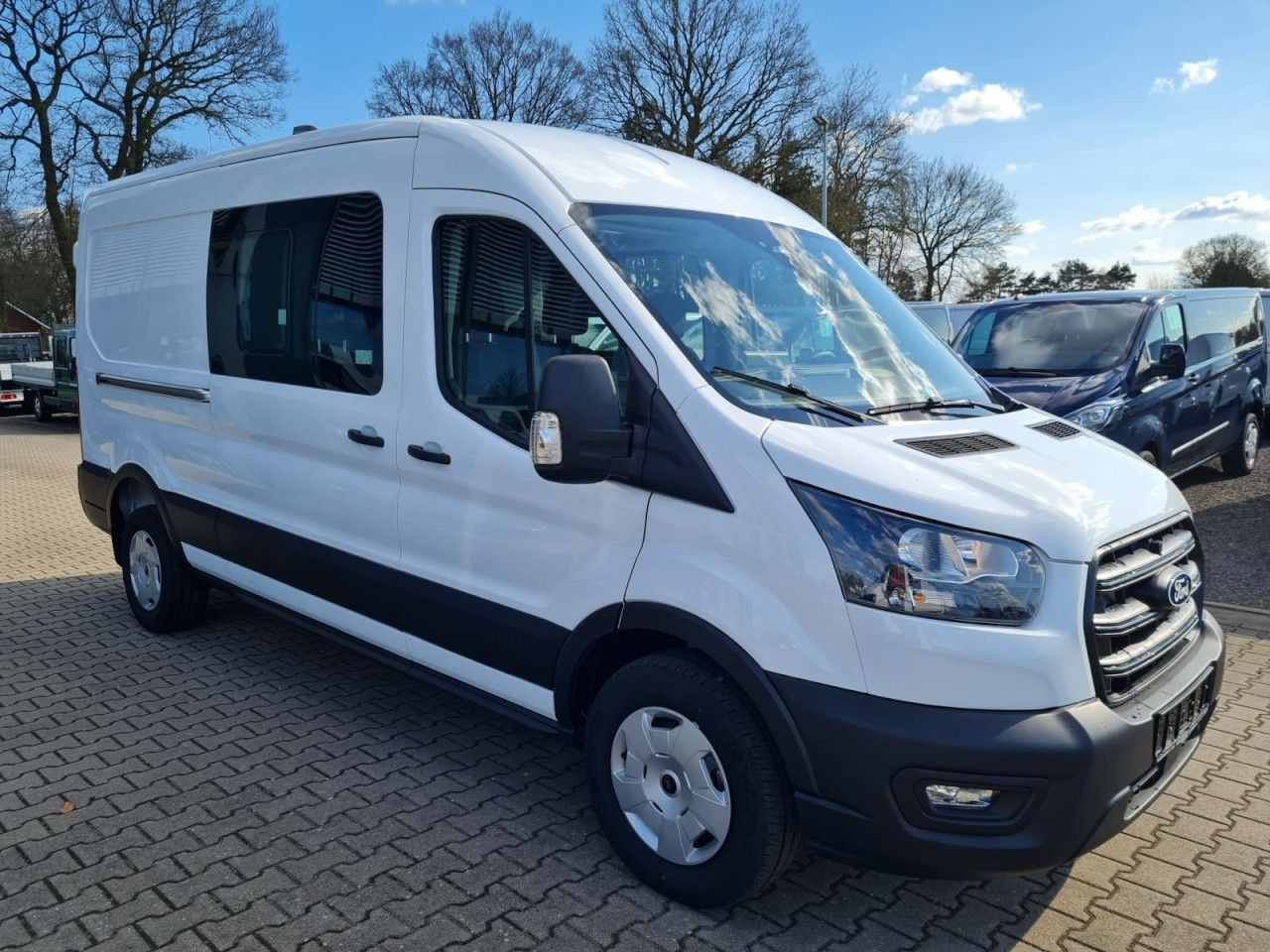 Ford Transit 35 Kasten Doka TDCi Mixto Trend AHK KAME - فان, الشاحنات الصغيرة كابينة مزدوجة: صور 3 Ford Transit 35 Kasten Doka TDCi Mixto Trend AHK KAME - فان, الشاحنات الصغيرة كابينة مزدوجة: صور 3