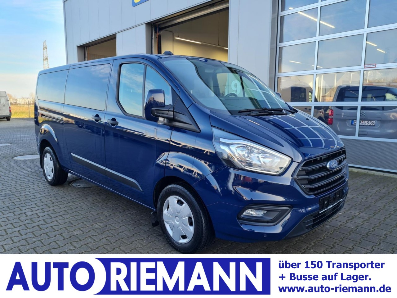 Ford Transit Custom Kombi 320 L2 Trend 9 Sitze PDC - حافلة صغيرة, ميكروباص: صور 1 Ford Transit Custom Kombi 320 L2 Trend 9 Sitze PDC - حافلة صغيرة, ميكروباص: صور 1